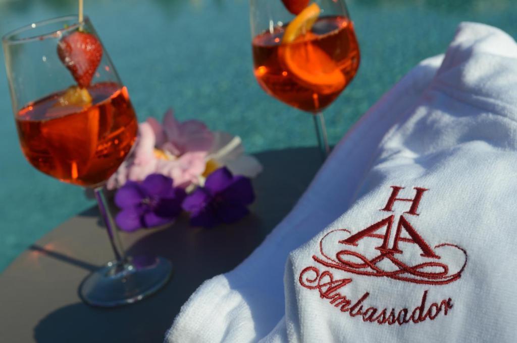 Hotel Ambassador Levico Terme Exterior foto