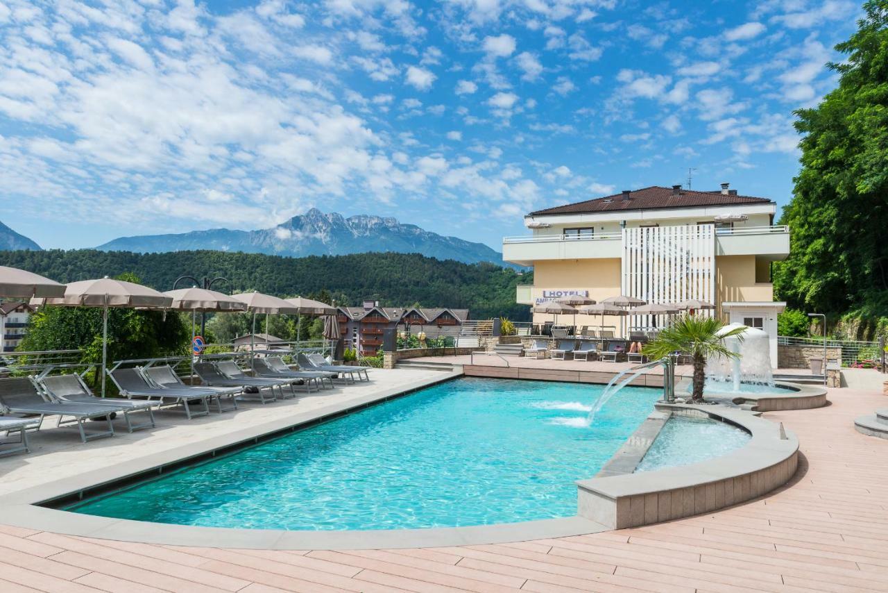 Hotel Ambassador Levico Terme Exterior foto